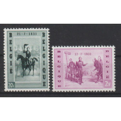 1957 - COB 1020/1** - SCOTT...