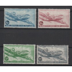 1946 - Air Post - COB PA8/11* - SCOTT CB8/11 - MH